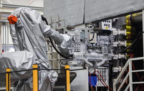 萬(wàn)噸級(jí)壓鑄技術(shù)革新汽車制造 賽力斯工廠超級(jí)壓鑄機(jī)投產(chǎn)背后的軟硬件融合